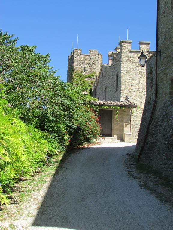 Agriturismo Dea Valfabbrica Exterior foto